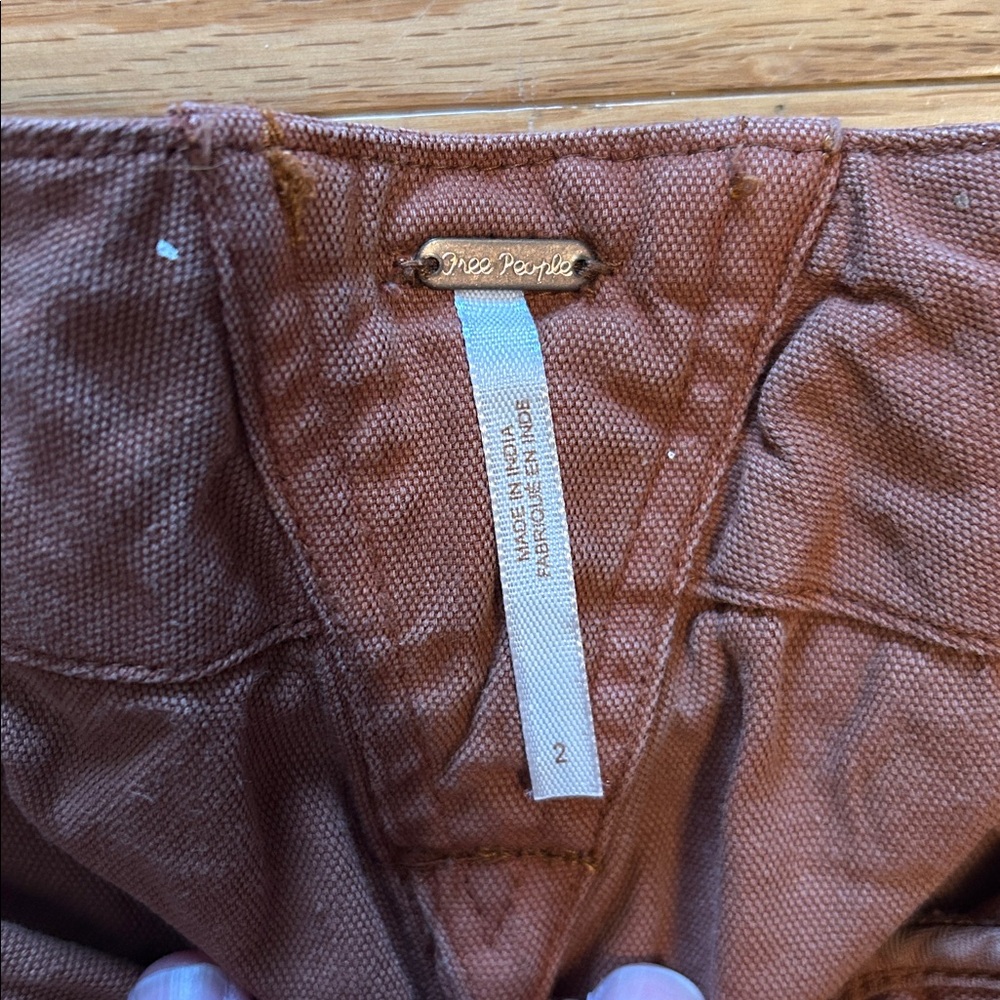 Free People Painter Pants. Cargo style. Size 2. Copper color (pretty penny) - Picture 4 of 8